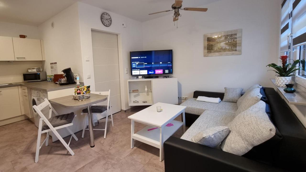 Gemuetliche Ferienwohnung Reinsfeld Ngoại thất bức ảnh